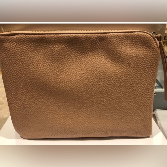 Chloe Large Pouch/clutch/makeup Bag Beige with Box Limited Edition - Picture 2 of 5